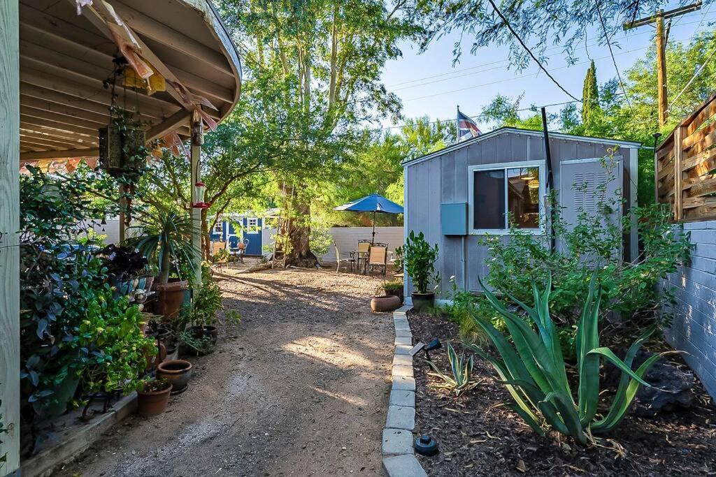 Cute Peaceful Tiny House Getaway W Backyard - Low Summer Rates! Tucson Dış mekan fotoğraf